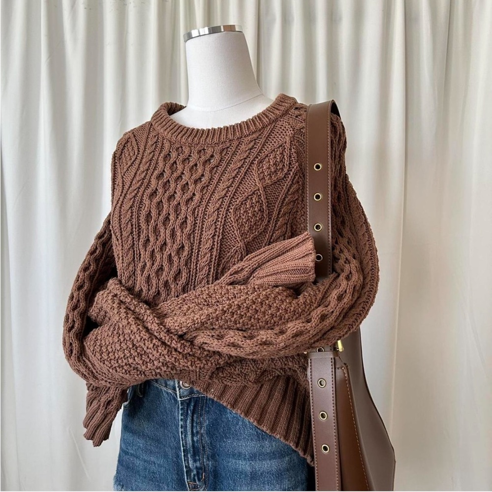 L.L. Bean Brown Cable Knit Fisherman Crewneck Sweater - Picture 5 of 7